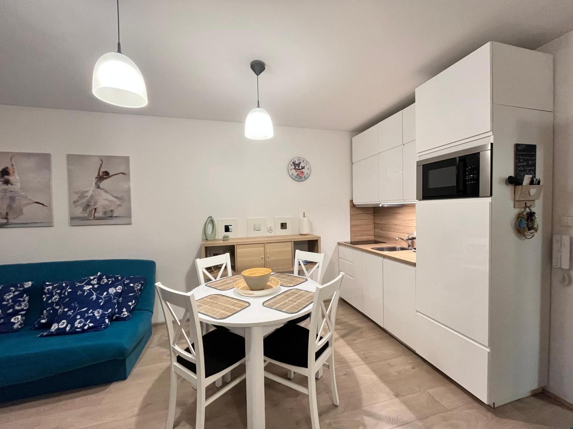 Lazurowy Apartament 科沃布热格 外观 照片